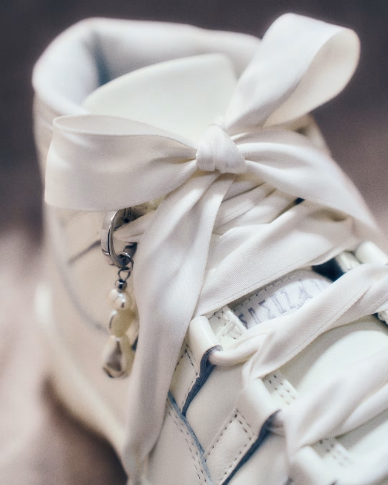 11月15日発売｜Wmns Air Jordan 11 Retro “Pearl”の定価・抽選・販売店舗情報