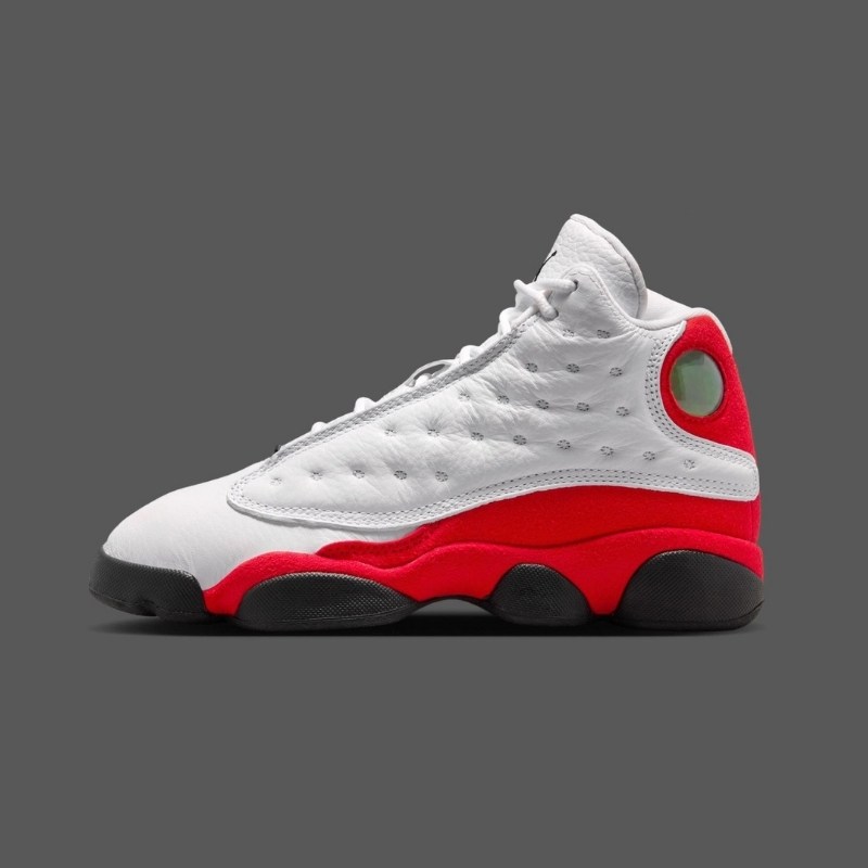 Air Jordan 13 “Chicago”