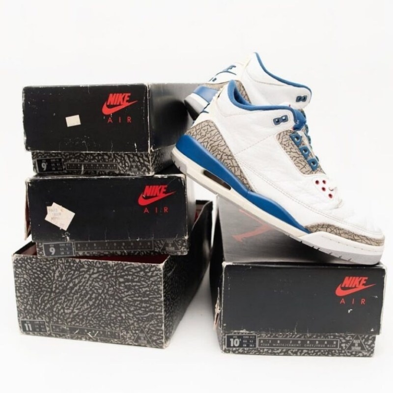Air Jordan 3 Retro OG “True Blue”