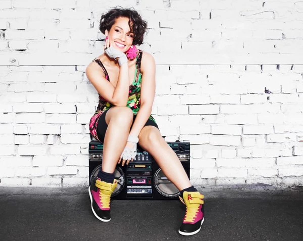 Alicia-Keys-Reebok wedge sneakers Freestyle up