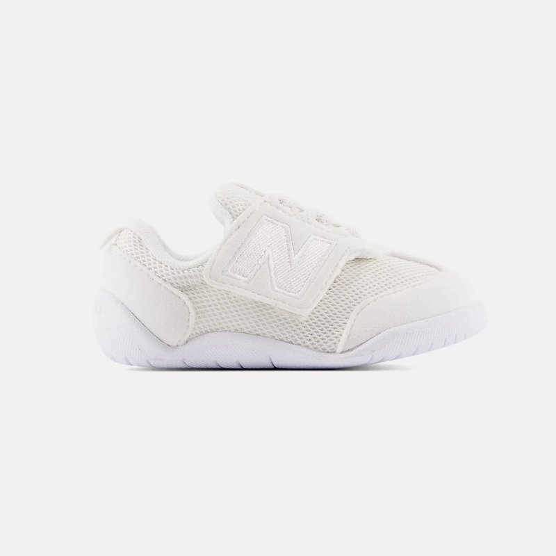 New-Balance-NEW-B-FIRST