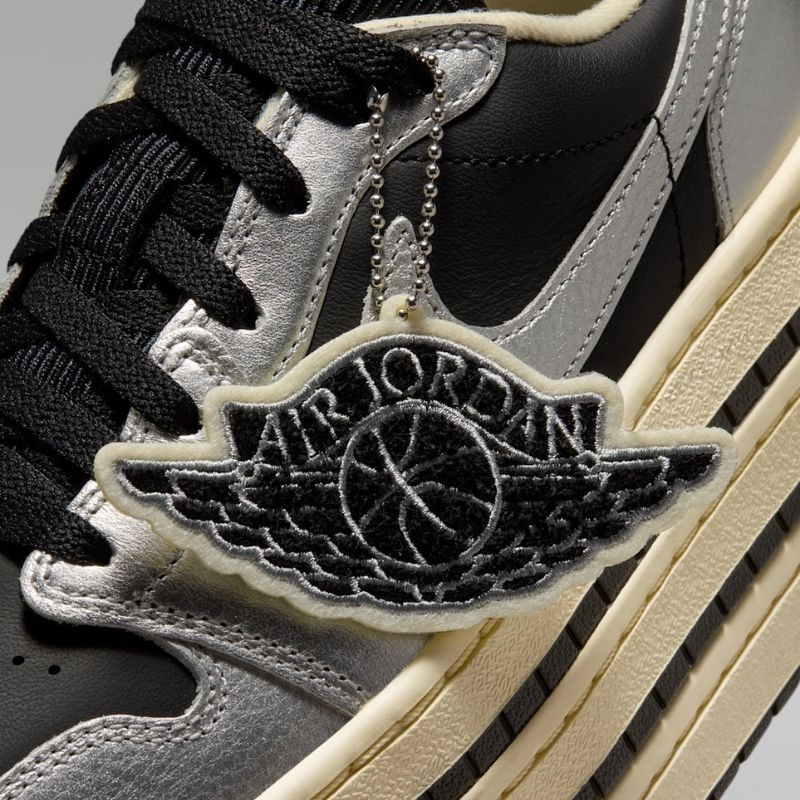 Wmns Air Jordan 1 Triple Stack