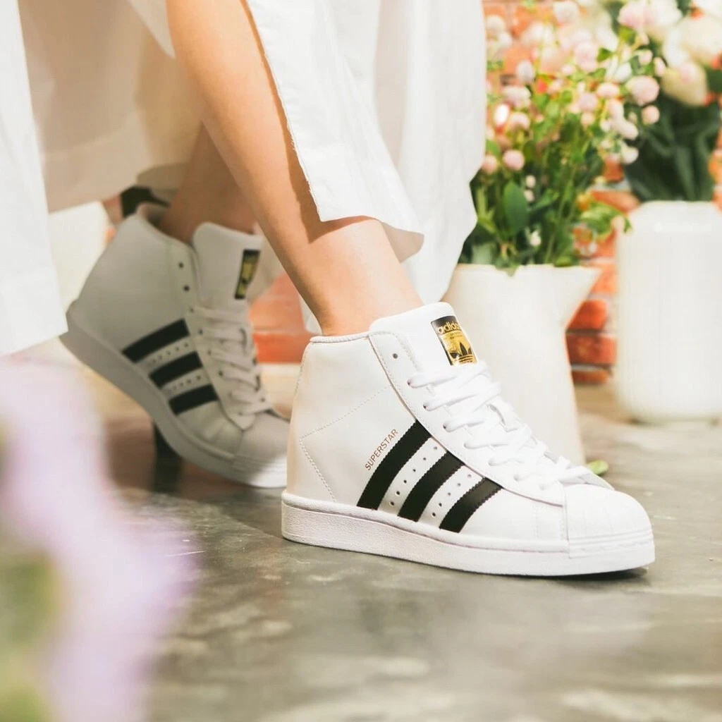 adidas superstar up
