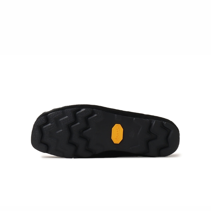 12月24日発売|Clarks Originals x atmos x BlackEyePatchのトリプルコラボレーション『Wallabee』