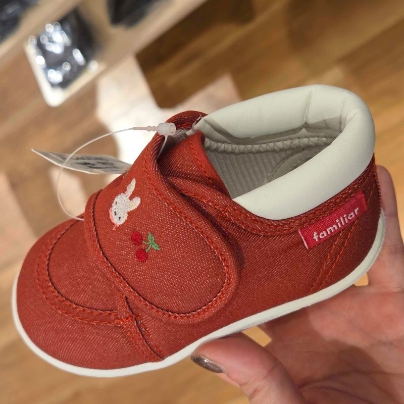 ファミリアのファーストシューズ実物レビュー