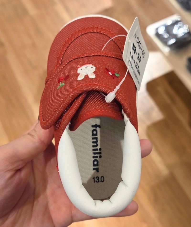 ファミリアのファーストシューズ実物レビュー