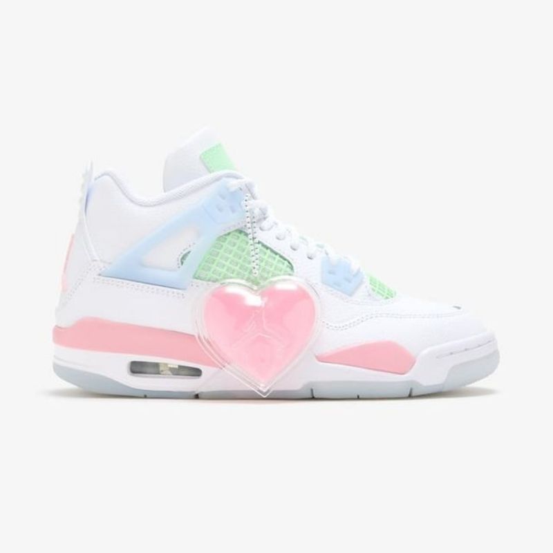 Air Jordan 4 GS “Valentine’s Day”