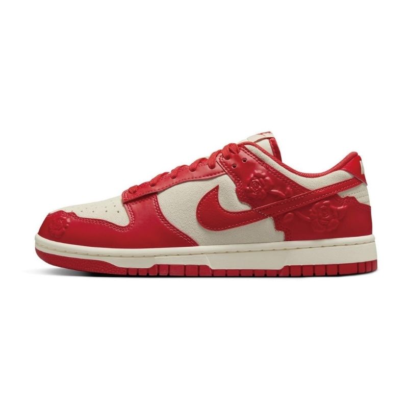 Nike Dunk Low “Roses”
