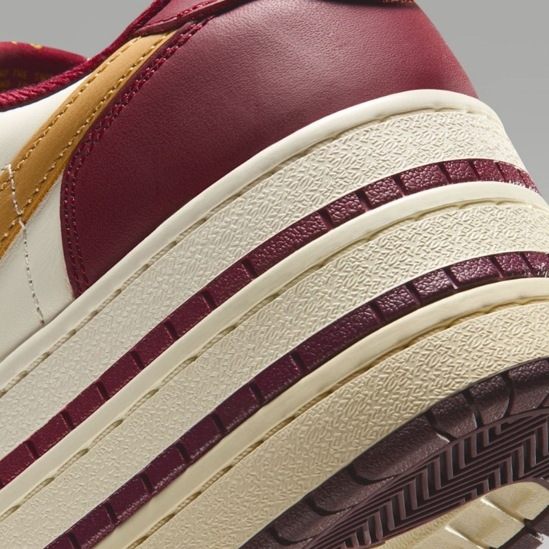 Wmns Air Jordan 1 Triple Stack