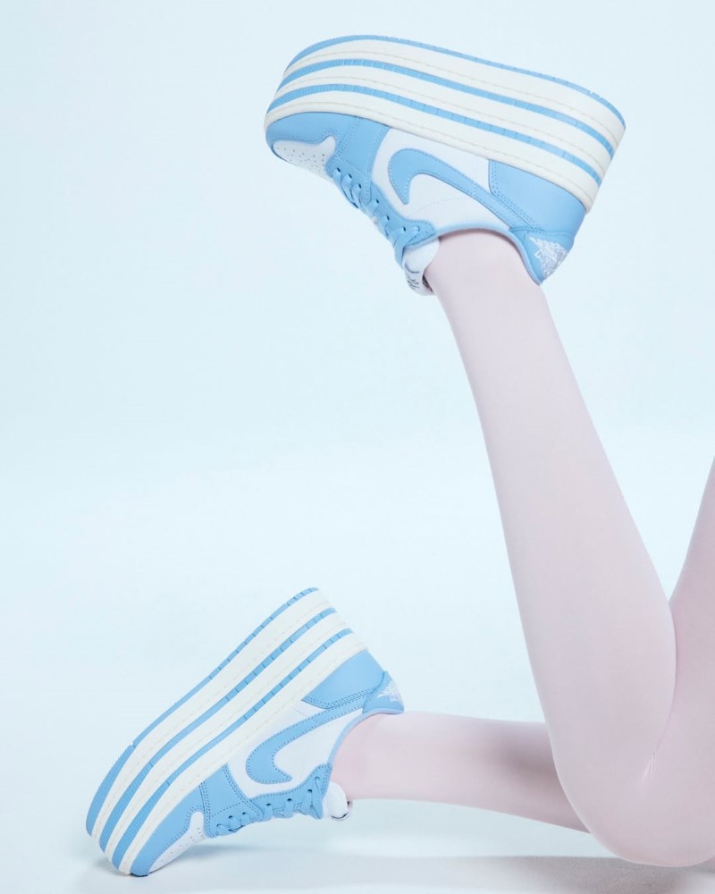 Wmns Air Jordan 1 Triple Stack