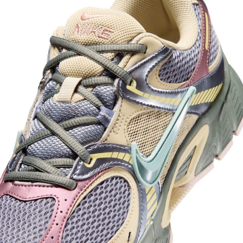 A Ma Maniére x Nike V5 RNR