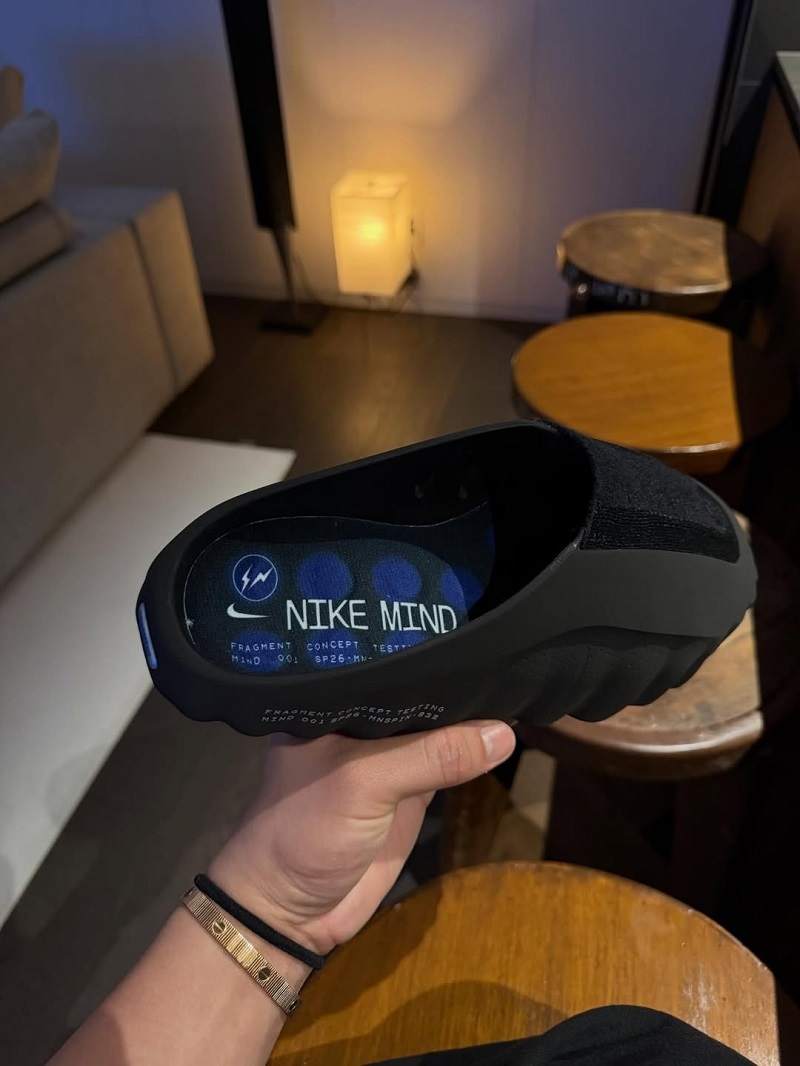 FRAGMENT x Nike Mind 001