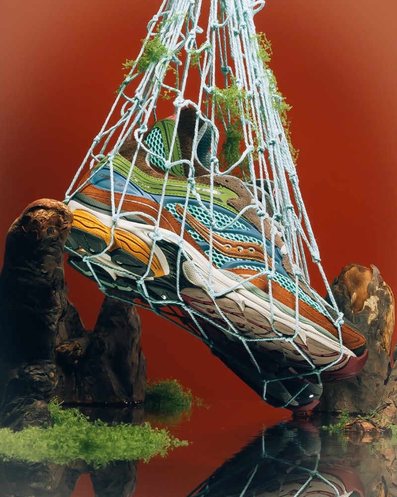 Politics x Saucony ProGrid Omni 9 "Sportsman's Paradise"