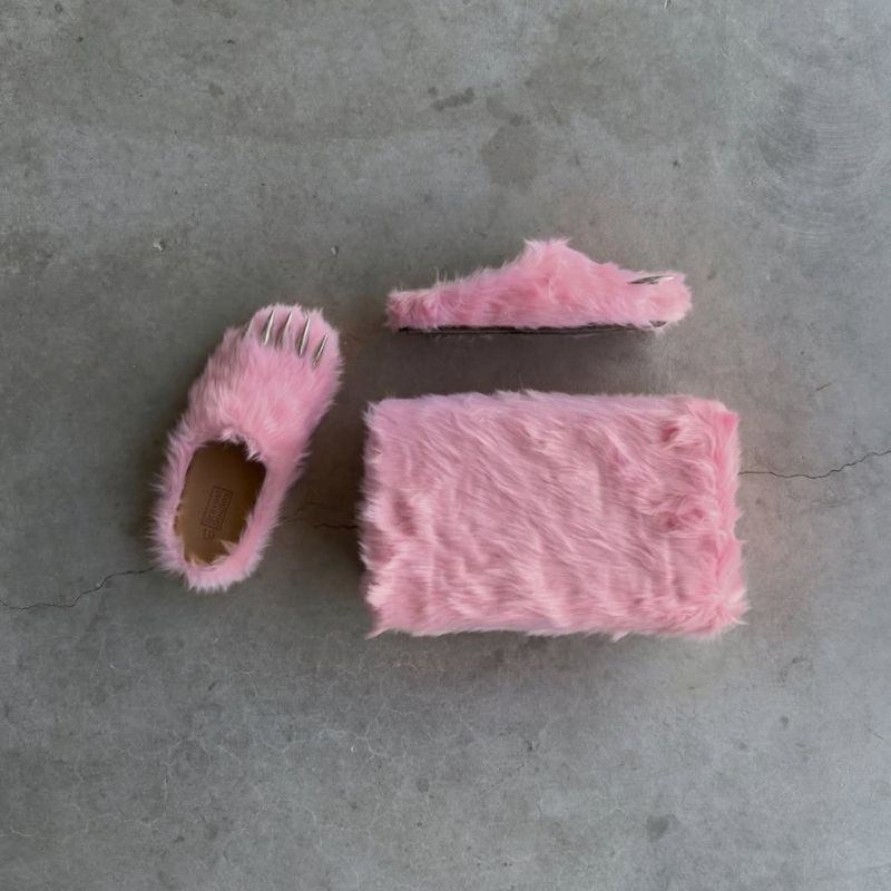 Bravest Studios Pink Bear Claws Mule " Valentine's Day"