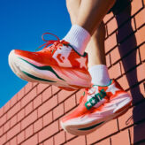 2月13日発売｜CONVERSE ブランド初の厚底モデル「CONS RUNBOUNCE / 3itsuka」が発売開始