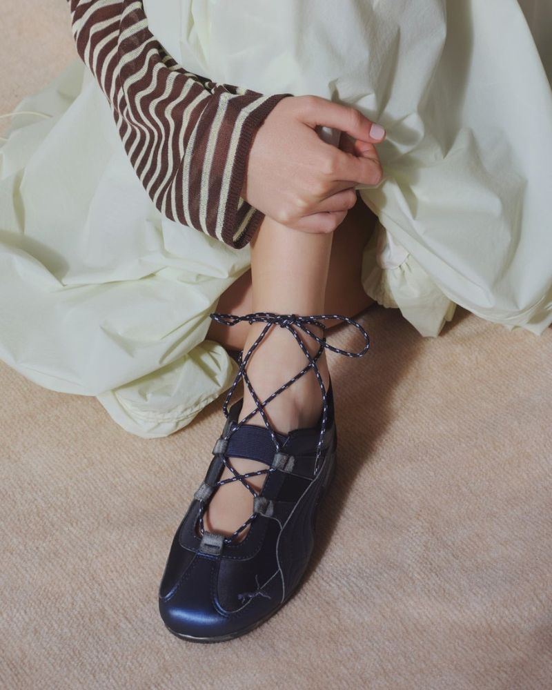 emmi x PUMA SPEEDCAT GO "NAVY"