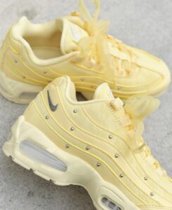 Nike Wmns Air Max 95 Big Bubble “Soft Yellow”