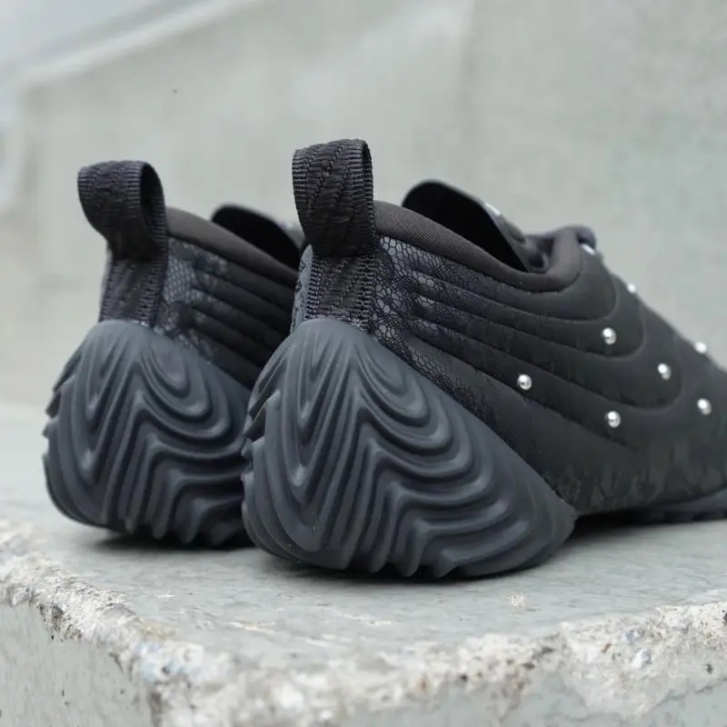 Nike Wmns Astra Ultra PRM