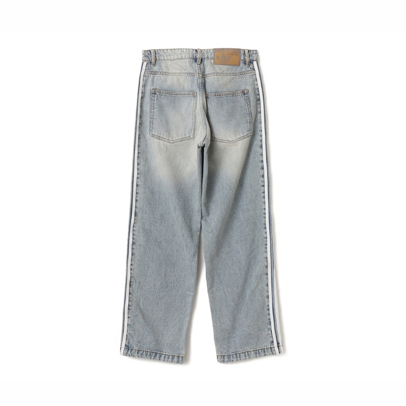 3月13日発売｜atmos別注のadidas Originals 人気のFIREBIRDのデニムデザインが発売