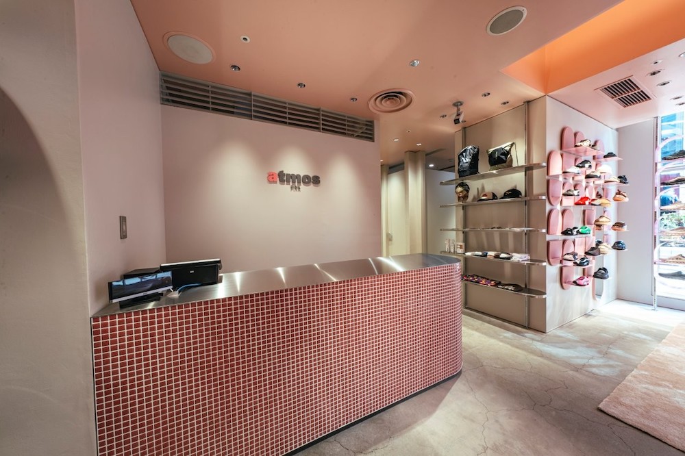 3月18日オープン｜atmos pinkが大阪・梅田エストに新店舗をオープン