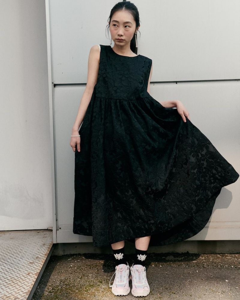 BEAKER x Salomon XT-Whisper