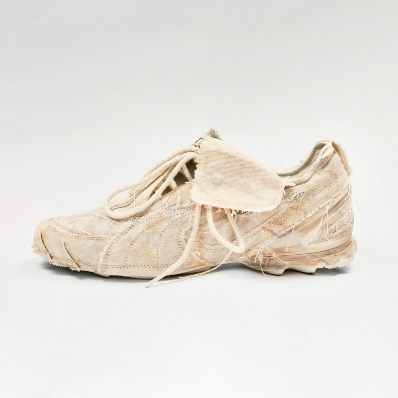 2月28日発売｜PUMA x JiyongKim フットボールブーツ「V-S1」を再解釈したコレクション