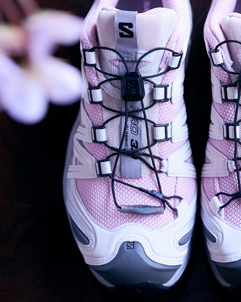 Salomon "XA PRO 3D"「atmos pink」の限定カラー
