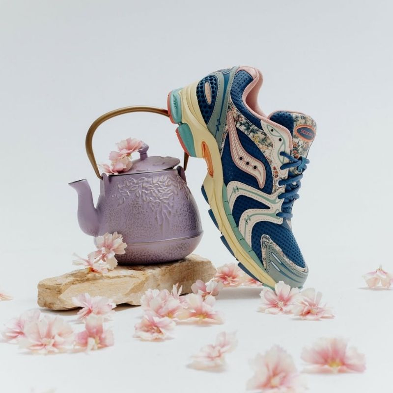 SAUCONY "Kissaten" Collection