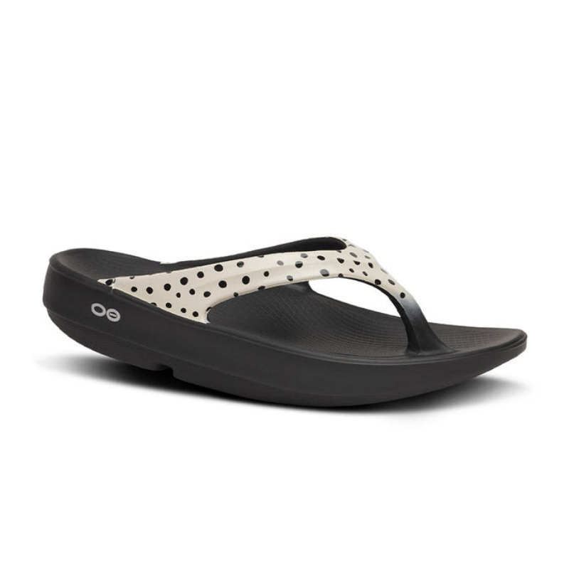 OOFOS Women's OOlala Limited - Pebble