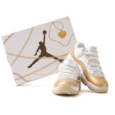 Air Jordan 11 Low “Mother’s Day”
