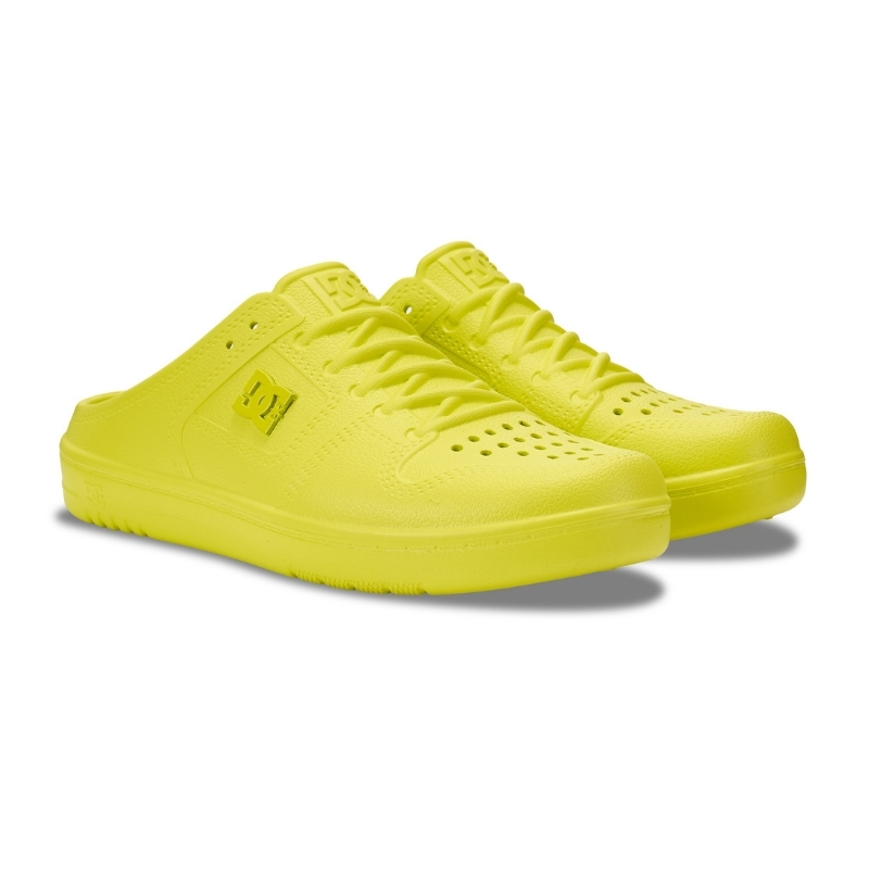 発売中｜DC Shoesの定番スケートシューズをモチーフにしたスリッポンサンダル「M4 SLIP」が登場