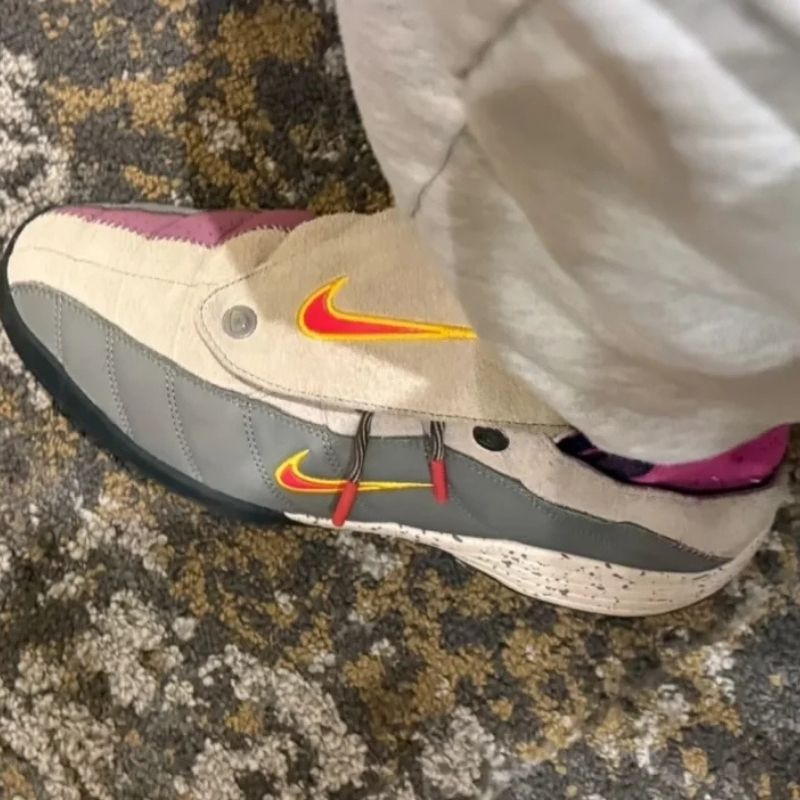 Kids of Immigrants x Nike Total 90 MULE