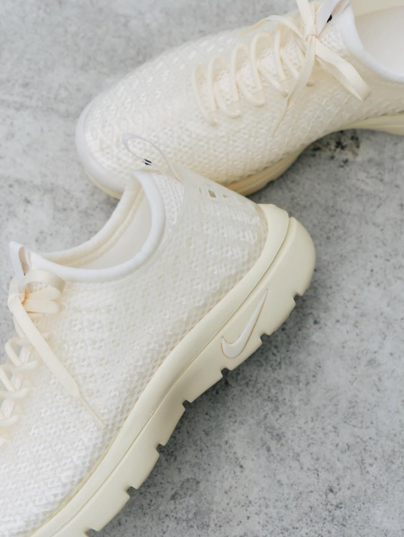 Nike Wmns Rejuven8 Run OG