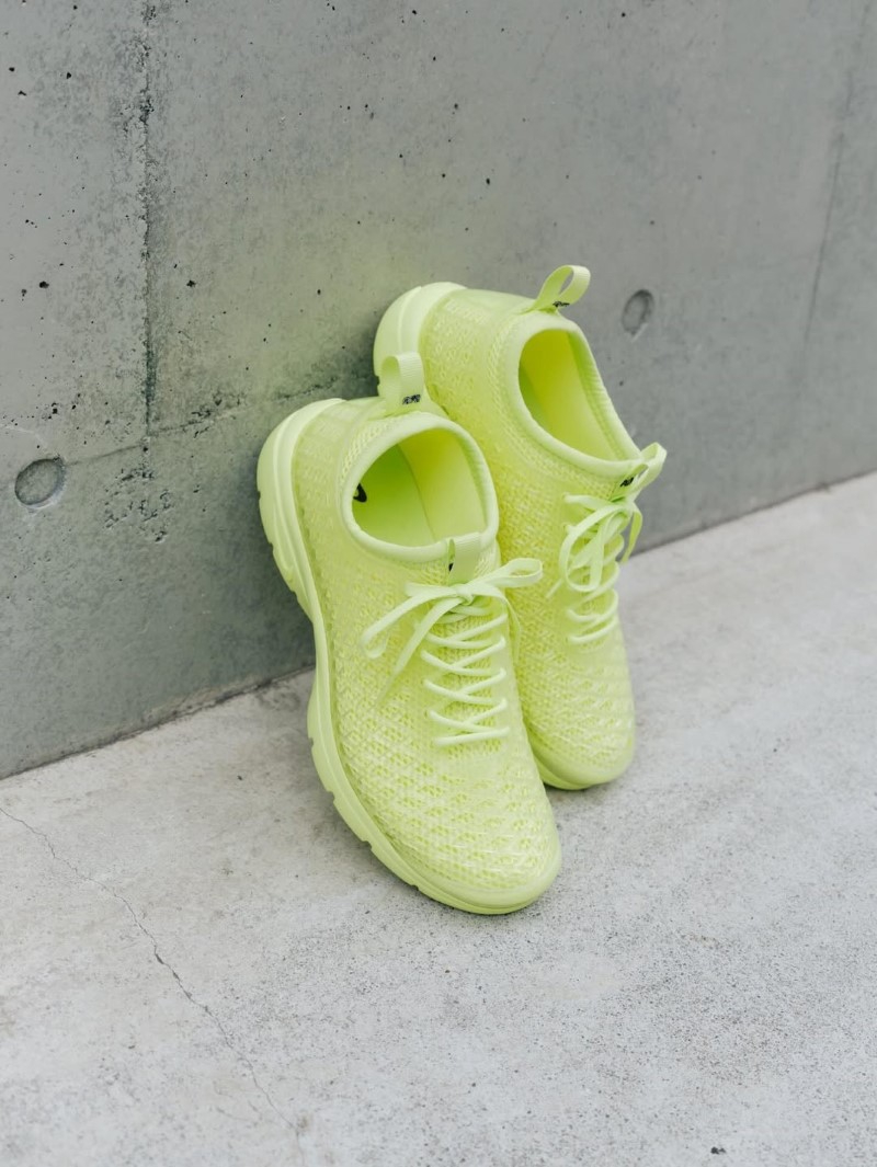 Nike Wmns Rejuven8 Run OG
