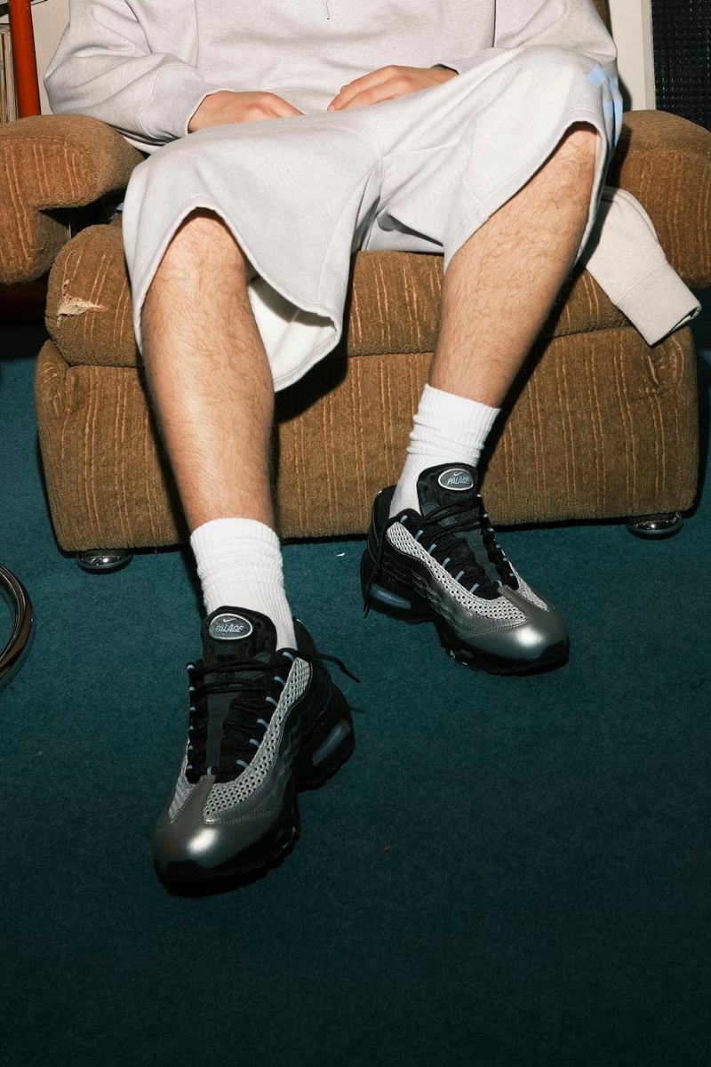 PALACE SKATEBOARDS x Nike Air Max 95