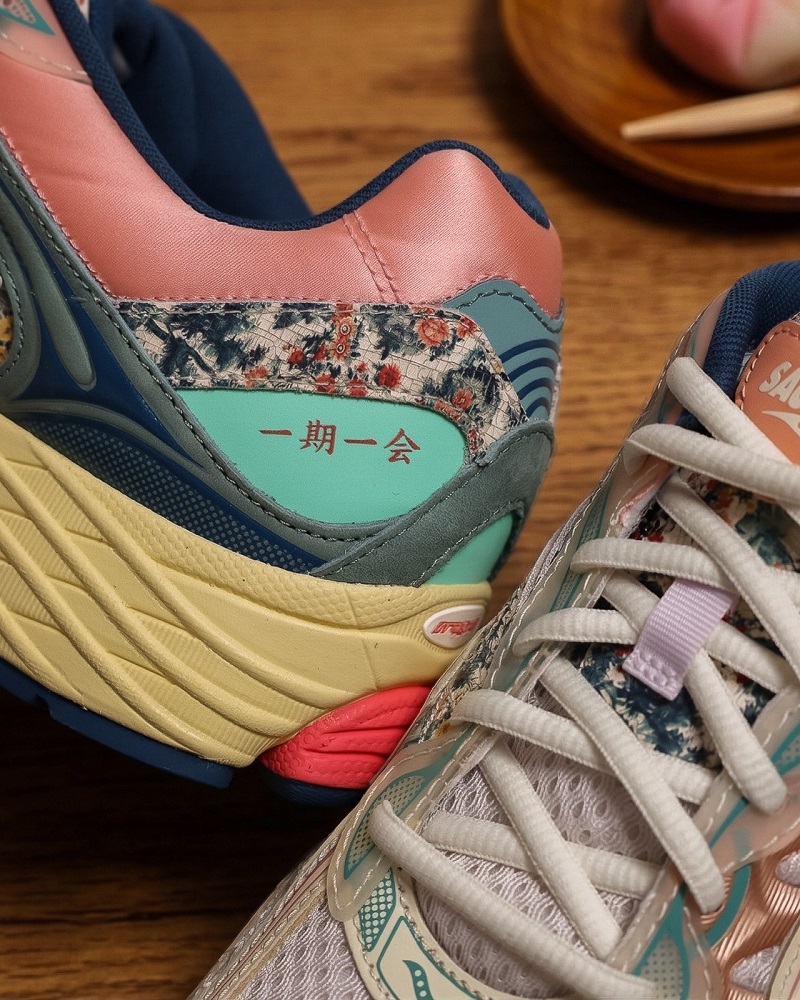 SAUCONY ProGrid Omni 9 "Kissaten"