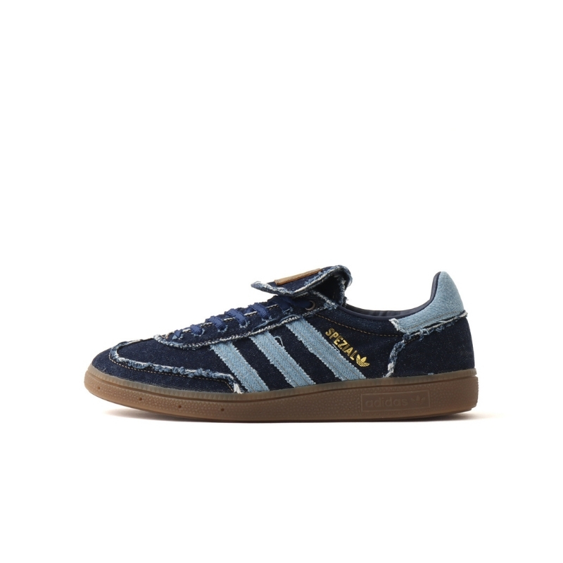 5月29日/6月中旬発売｜atmosとatmos pinkからadidas Originalsの『HANDBALL SPEZIAL』をベースにした”Denim Pack”が登場