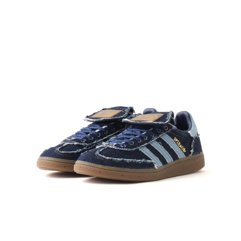 5月29日/6月中旬発売｜atmosとatmos pinkからadidas Originalsの『HANDBALL SPEZIAL』をベースにした”Denim Pack”が登場