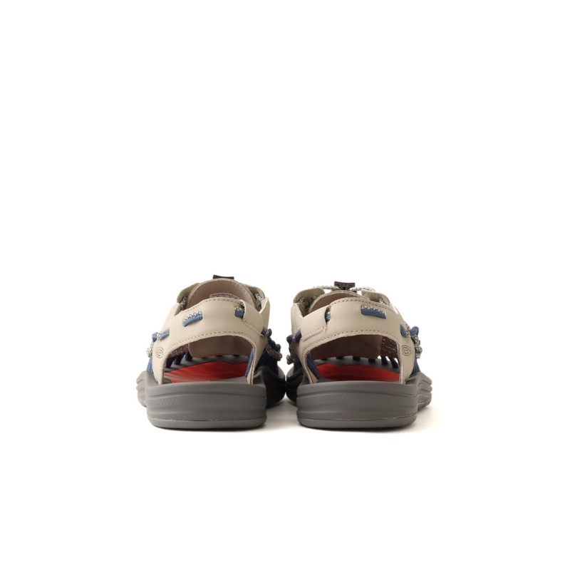 7月10日発売｜「atmos」が「KEEN」を代表するモデル『UNEEK』の別注デザイン”Akafuji“を発売