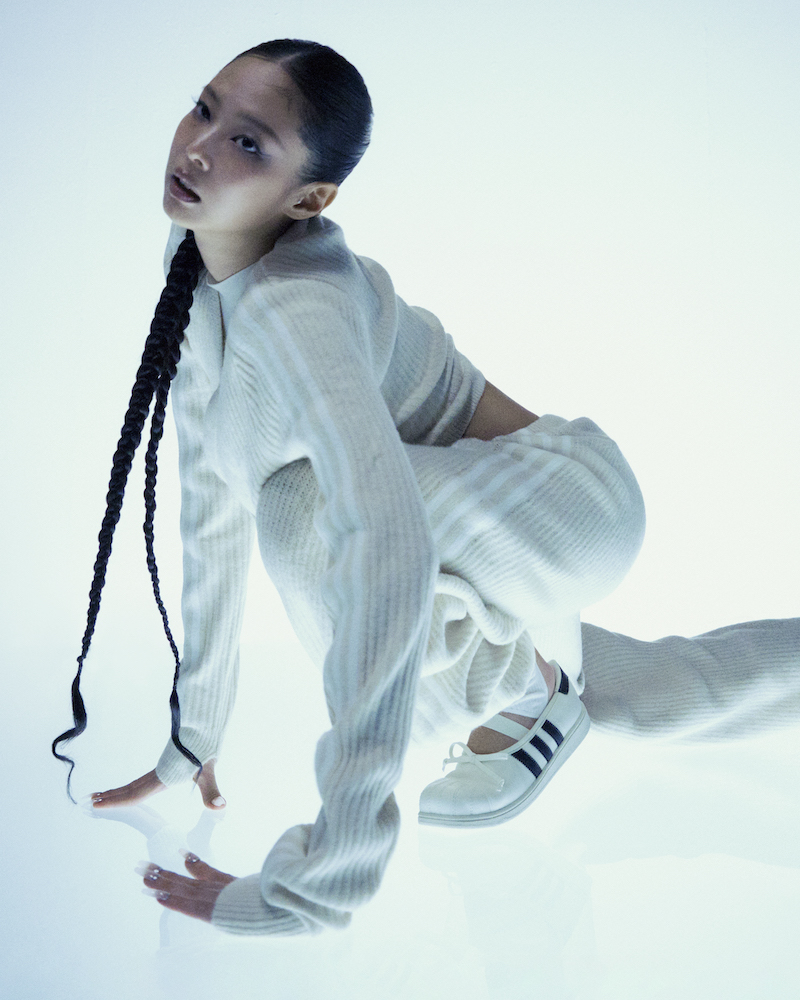 9月1日～6日開催｜atmos pinkが運営する「adidas Originals by JENNIE atmo pink POP-UP STORE」が開催