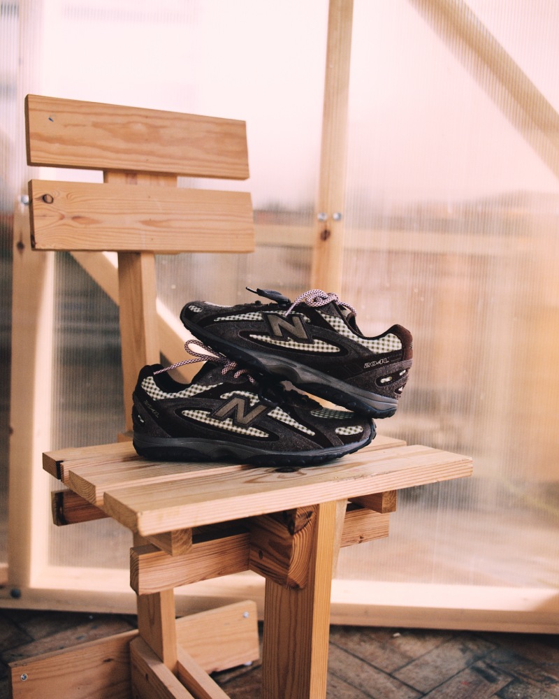Size? × New Balance 204L